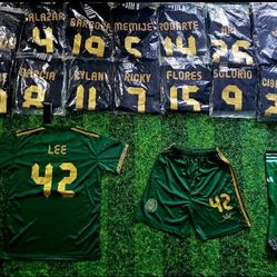 Soccer uniforms uniformes de fútbol playeras playera fútbol Set includes full kits conjuntos completos uniformes para equipos equipo 👇READ THE DETAIL
