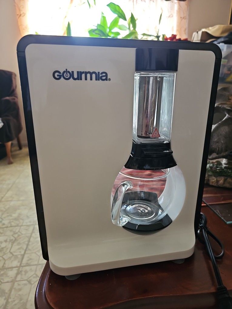 Gourmia GTC8000 Electric Square Tea Maker for Sale in Huntington Park CA OfferUp