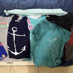 Women’s Size Large Shirts