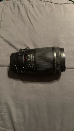 Tamron  lens  18-200 + mount adapter rf-eos M