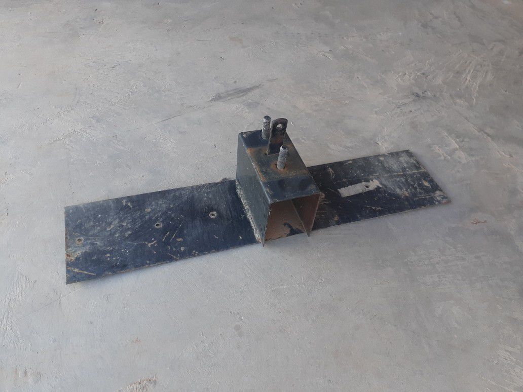 Spare Mount For Enclosed trailer