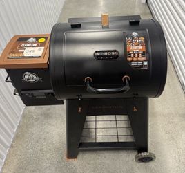 Pit Boss Lexington PB500NX Pellet Smoker Grill Black Digital Thermometer Wheels