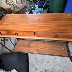 Entry Type Table Or Wall Table..used But In Good Condition