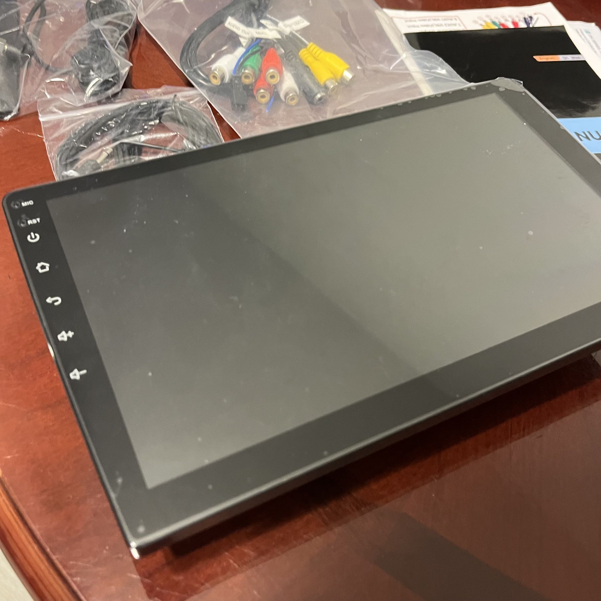 ASure 10.2 inch android and apple play car stereo - Screen and plugs only