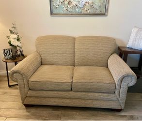 Beautiful LaZBoy Loveseat