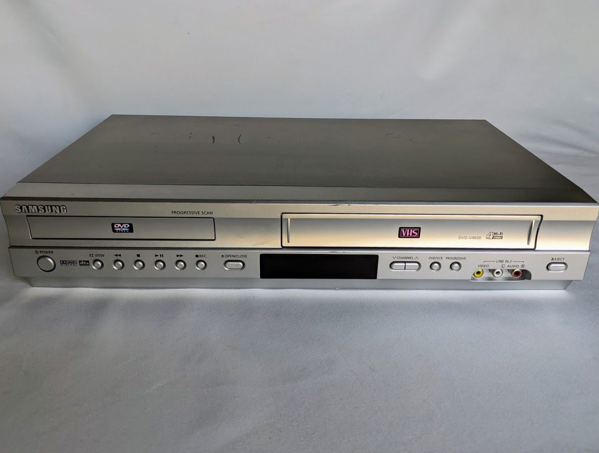 Samsung DVD-VCR Combo, VHS Player & Recorder DVD-V4600A, Tested/Works, NO REMOTE