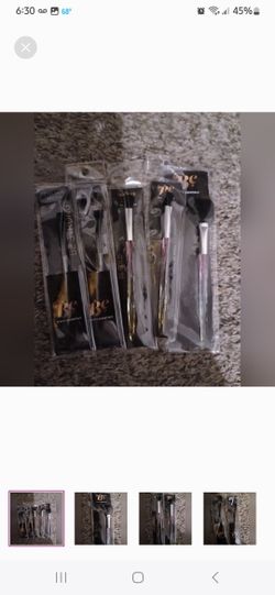 Make-up Brushes $15