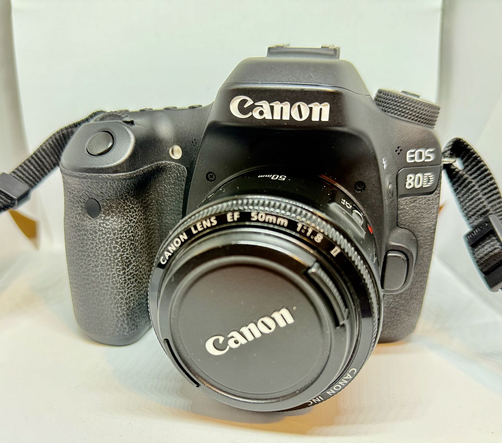 DSLR Camera