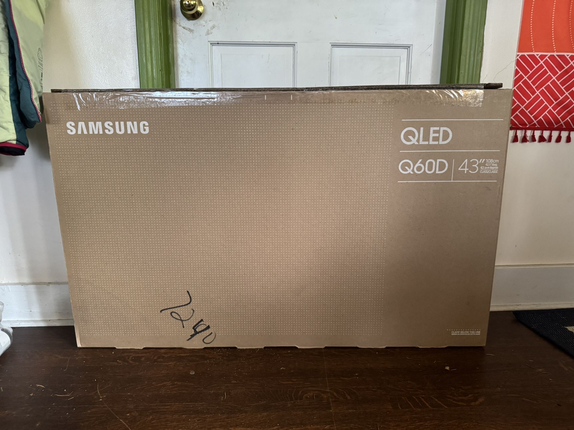 Brand New Samsung Smart TV QLED 43in