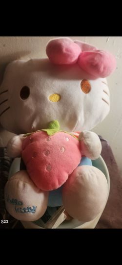 Sanrio Hello Kitty & Kuromi Plush Bundle (Strawberry & Gothic Dress)