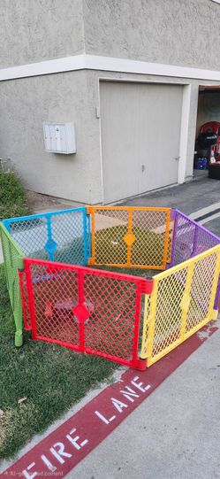 Play yard