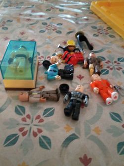 Selling Roblox toys jail break for a good price