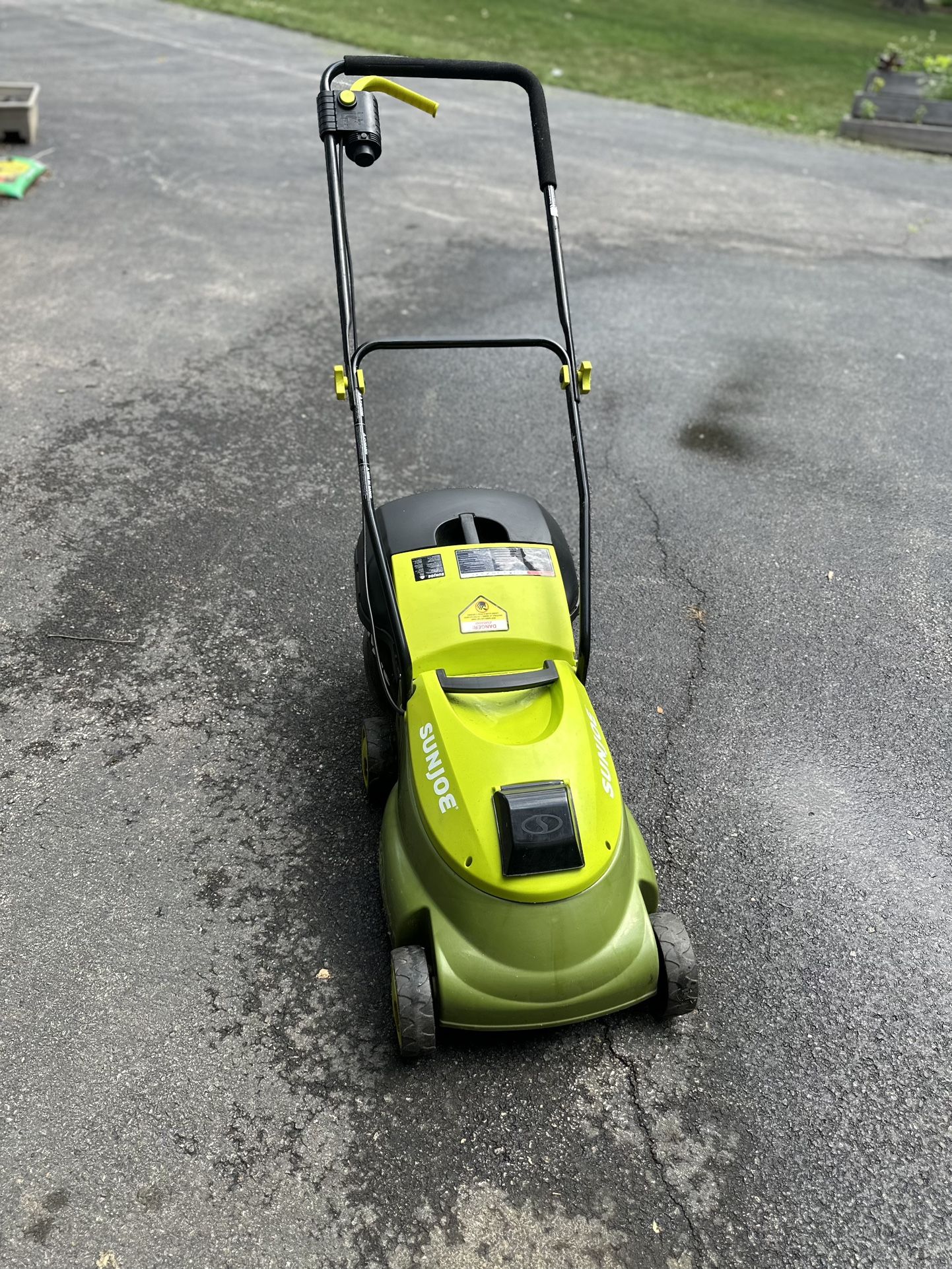 Cordless Lawn Mower