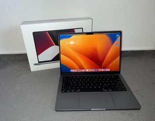 Apple MacBook Pro M3 Pro 14” – 18GB RAM, 512GB SSD – Excellent Condition

Description