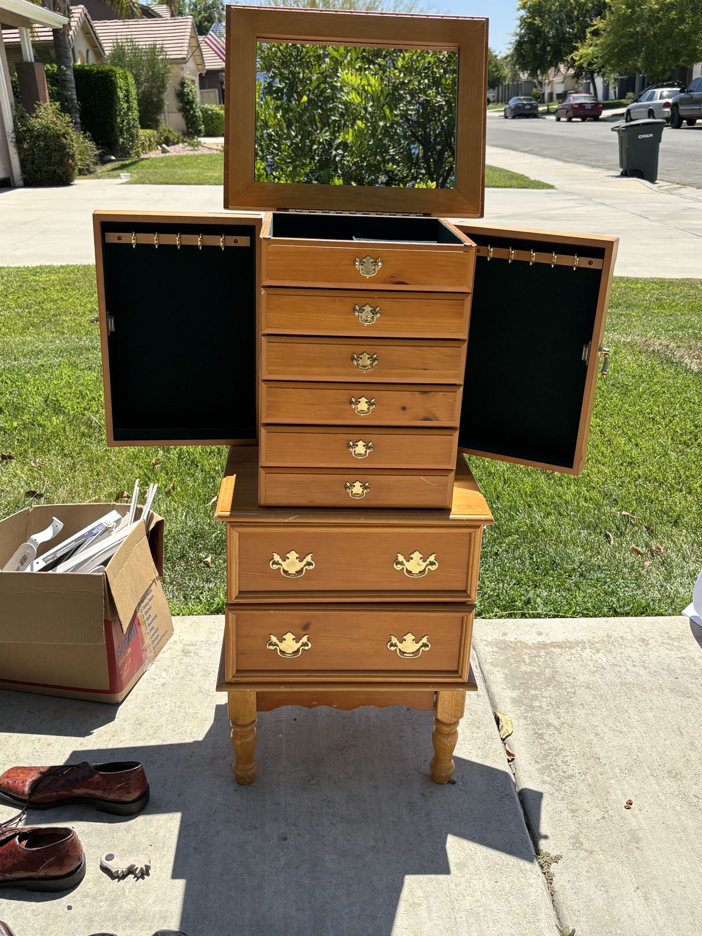 Cute Jewelry Cabinet