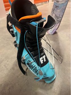 Full tilt ski boot