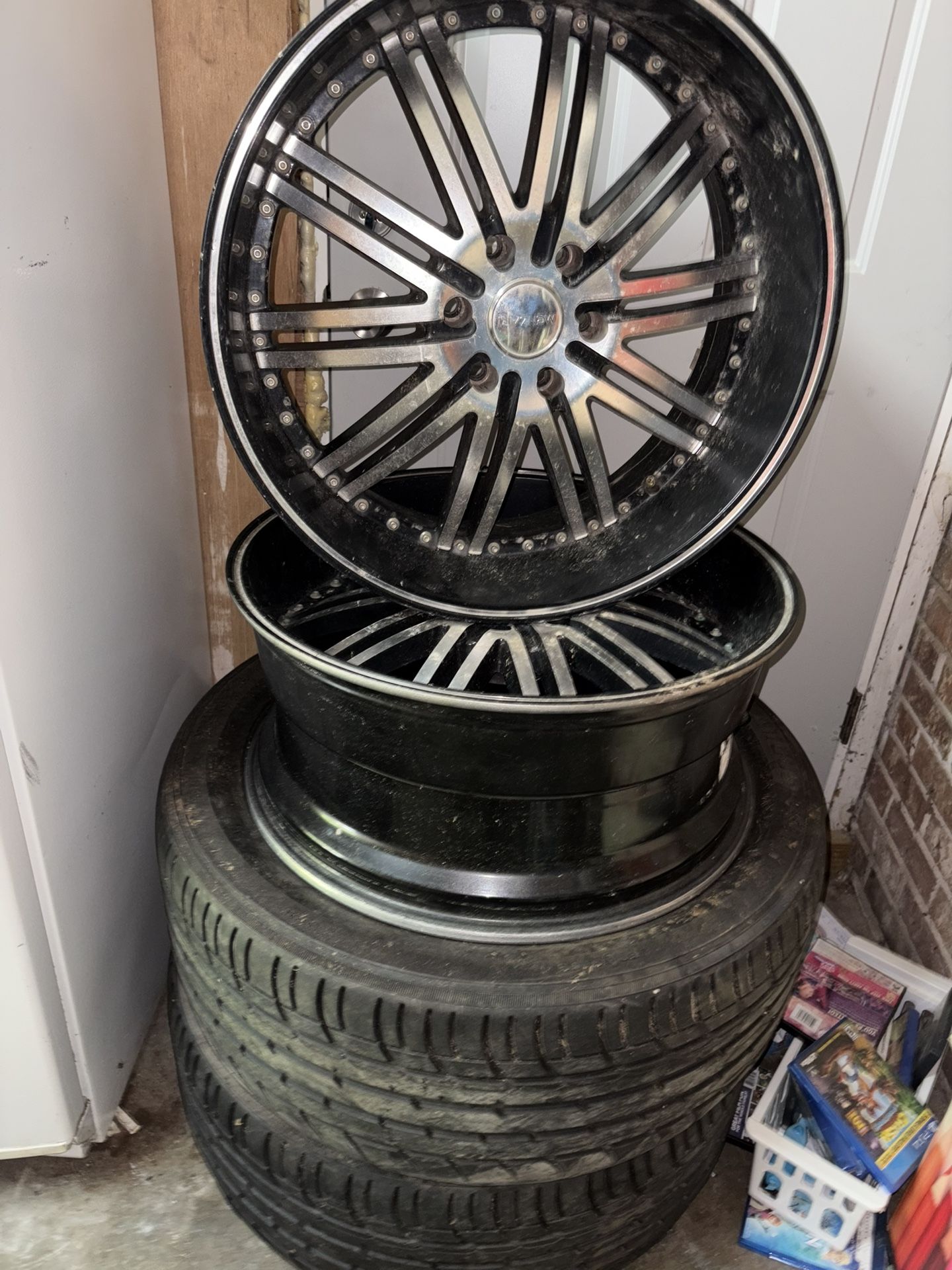 22”inch Menzari