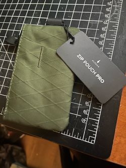 Alpaka Zip Pouch Pro – Olive Green