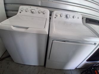 GE Washer and Dryer Set