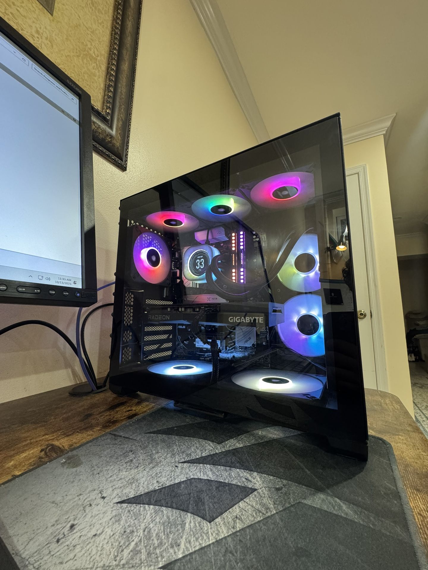 Full Gaming PC Setup – Ryzen 9600X / RX 6600 XT / 32GB DDR5 / SSDs / Monitor