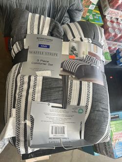 Berkshire King 3 Pc Comforter Set