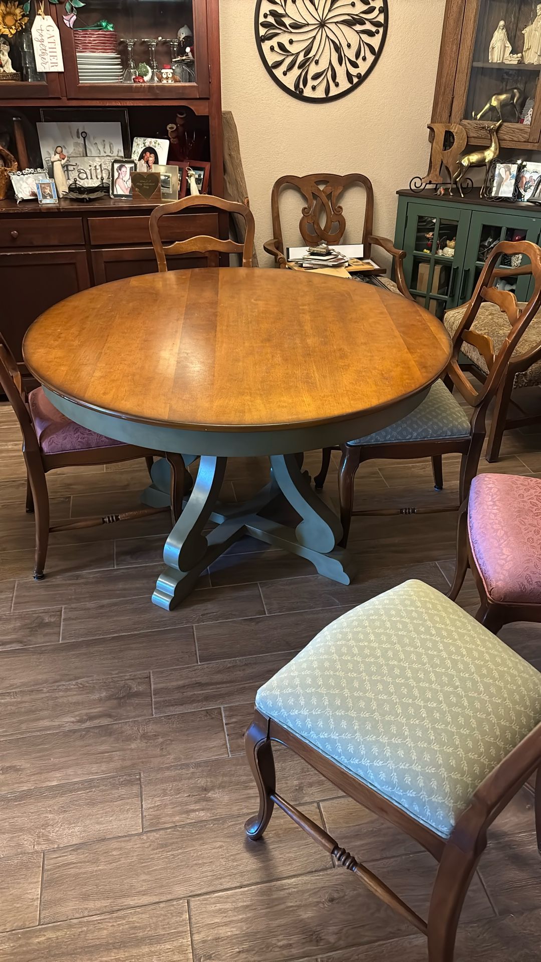 Dining Table W/ 5 Padded Chairs