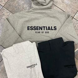 Essential hoodies/sweats