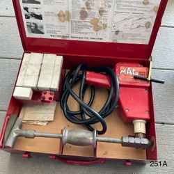 MAC Stud Gun WS1190 in Case