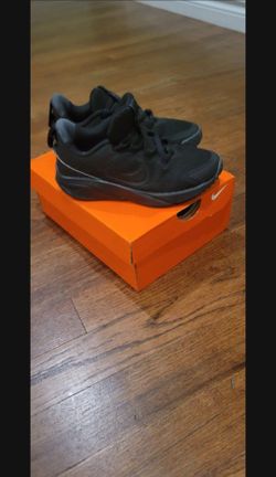 Boy Nike Star Runner shoes 