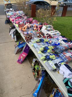 SATURDAYS. YARD. SALE.
