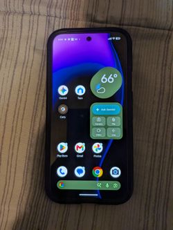 Pixel 10 pro XL unlocked 1tb with box and extras 880 obo