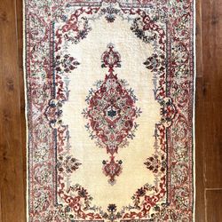 Antique Persian Kerman Rug Ivory Red Blue Green Hand Knotted 3' X 5'