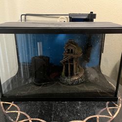 10 Gallon Fish tank 