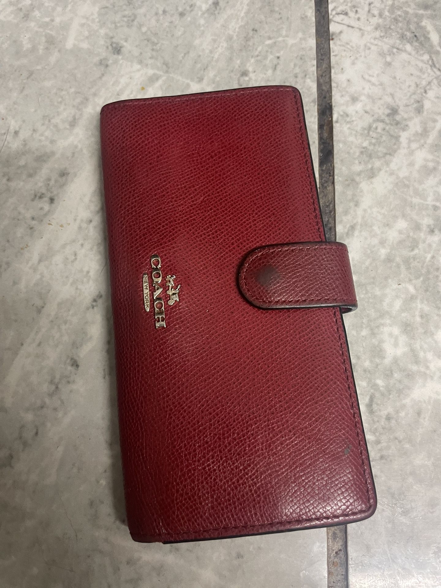 Coach Wallet Worn Out !