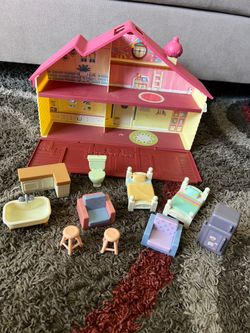 Bluey House and furniture