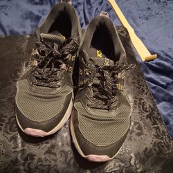 Womens shoes