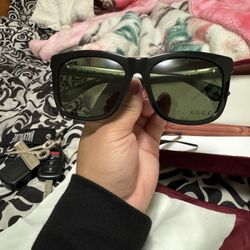 Gucci Sun Glasses 