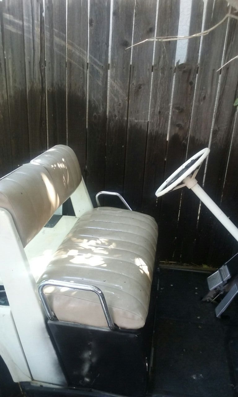 Golf cart