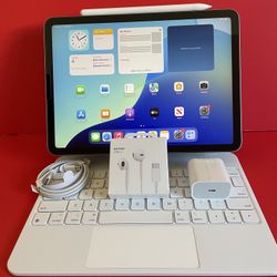 Apple IPad Air 5th Generation (10.9” Liquid Retina/ M1 chip / 2022 Model) 64GB with pen, keyboard case & Accessories (256gb $549) 