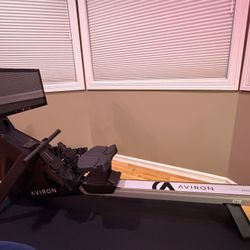 Aviron Strong Rower With Large LED Screen