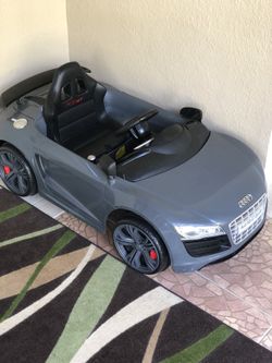 TODDLER AUDI *NEEDS BATTERY*