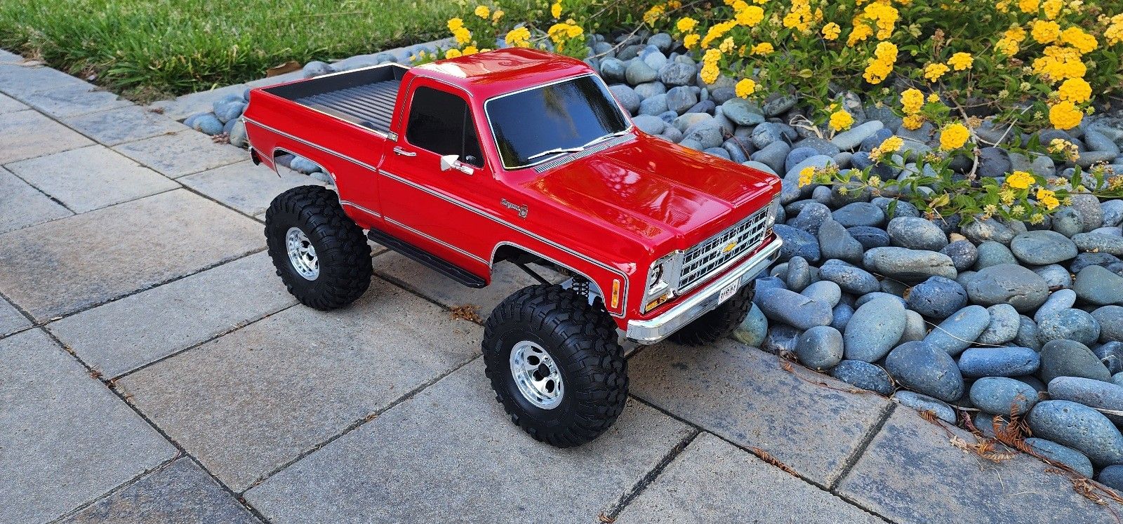 Traxxas 1/10th Scale TRX4 Chevy K10 RC Car