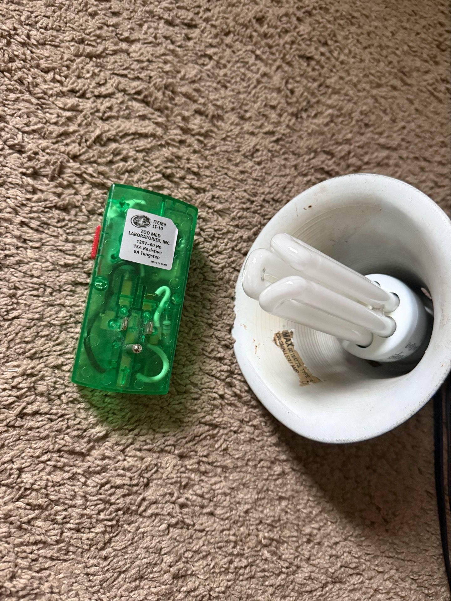 Reptile supplies