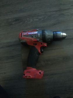 Milwaukee fuel hammer drill M18
