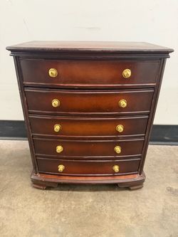 17 inch tall jewelry cabinet