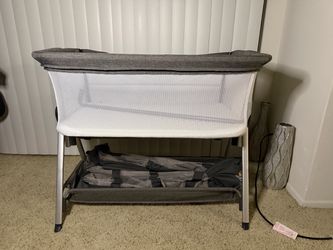 Evlas adjustable bassinet