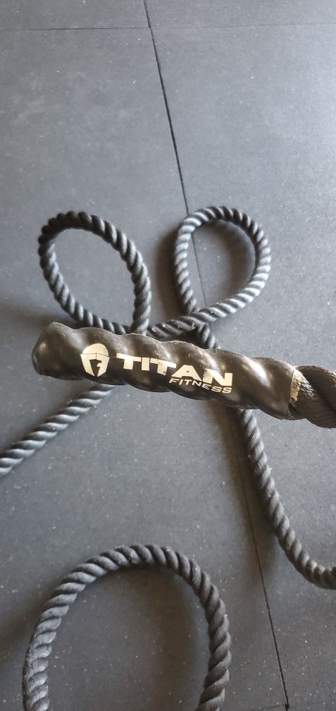 Titan Fitness Battle Rope