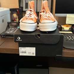 Brand New Size 65 Women’s Converse All-Stars