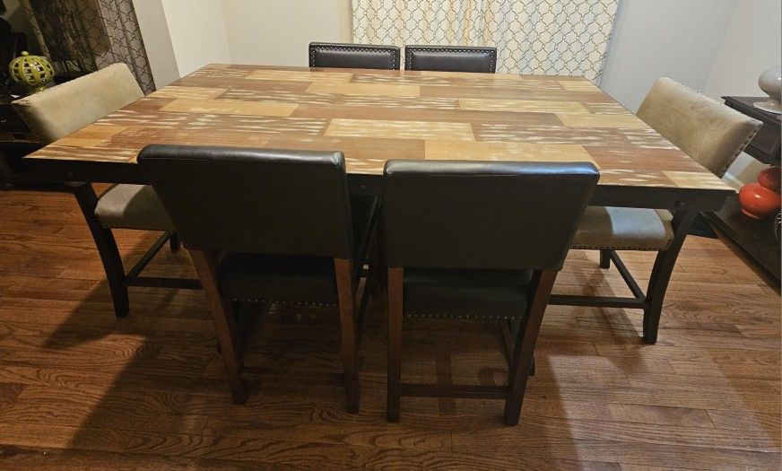 6 Person Dinning Table 