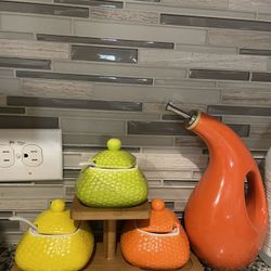 Seasoning And Oil Container